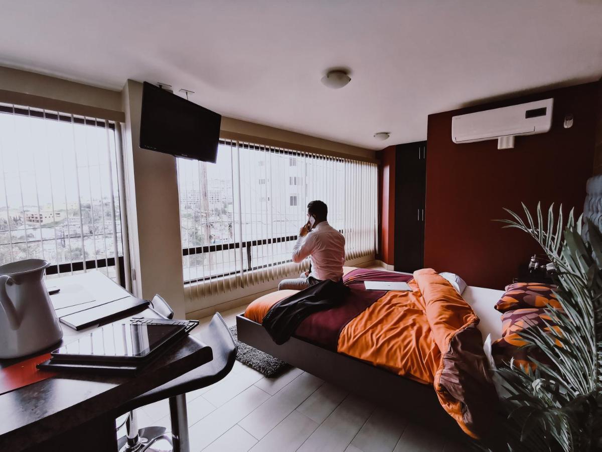 Hoteles CC Tijuana Extérieur photo