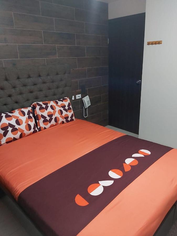 Hoteles CC Tijuana Extérieur photo
