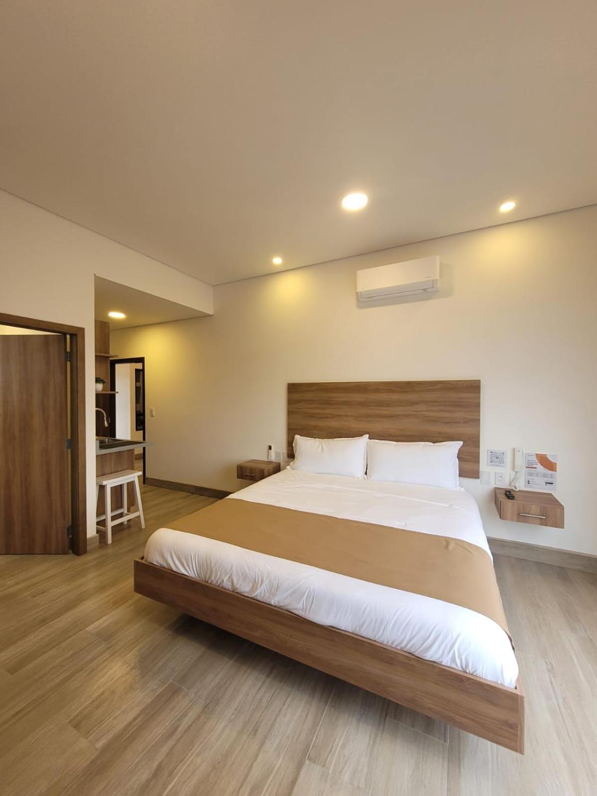 Hoteles CC Tijuana Extérieur photo