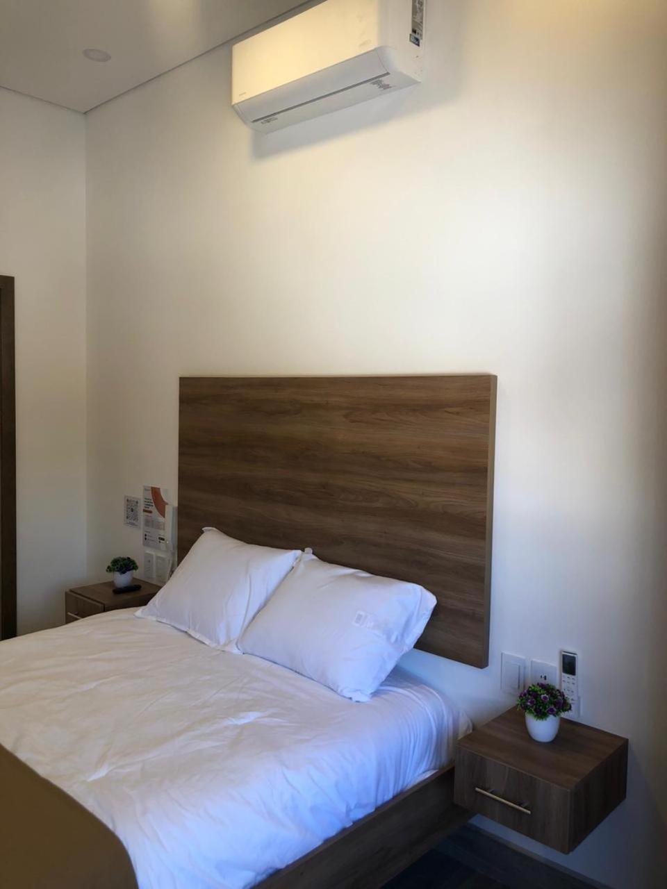 Hoteles CC Tijuana Extérieur photo